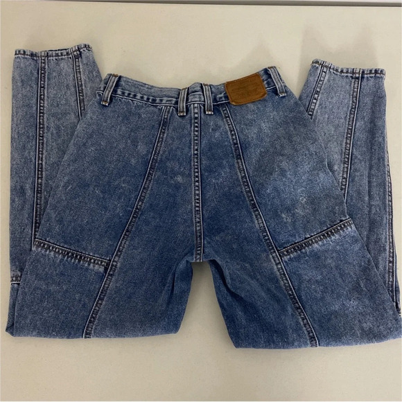 Levi’s Premium Mom Jean Size 24 Blue Faded Wash High Waisted Seam Details - Picture 4 of 11